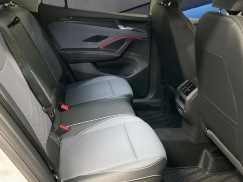 New 2026 Volkswagen Tiguan SE AWD/4WD image 10