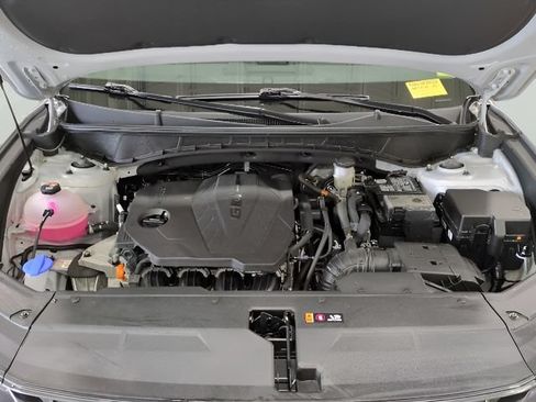 Used 2025 Hyundai Tucson SE AWD/4WD image 19