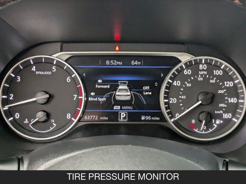 Used 2023 Nissan Sentra SR w/ SR Premium Package image 19