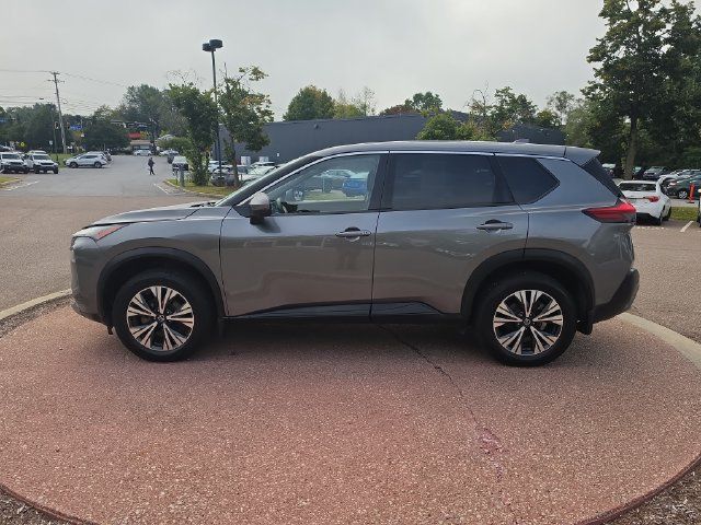 Used 2021 Nissan Rogue SV AWD/4WD image 2