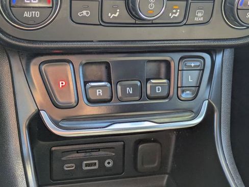 Used 2019 GMC Terrain Denali w/ Advanced Safety Package image 25