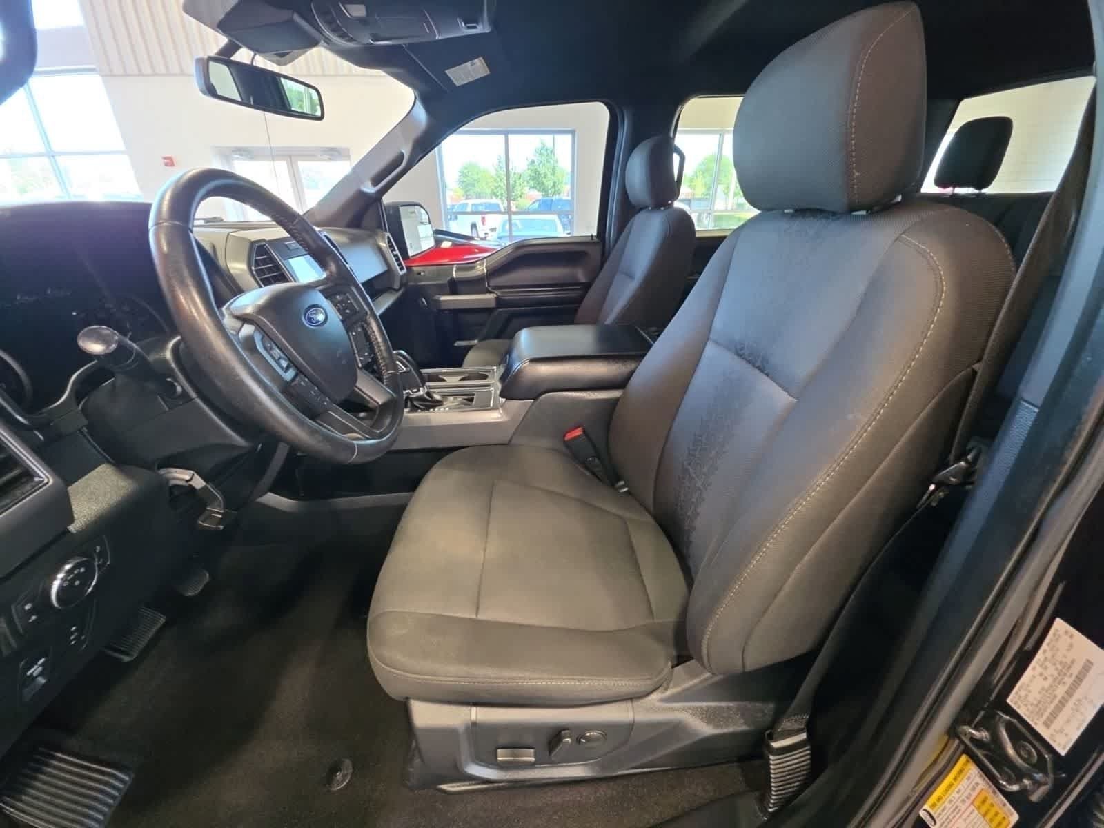 Used 2020 Ford F150 XLT w/ Equipment Group 302A Luxury AWD/4WD image 18