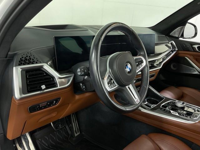 Used 2023 BMW X7 M60i w/ Executive Package AWD/4WD image 26