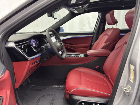 Used 2024 Jeep Wagoneer Launch Edition image 27