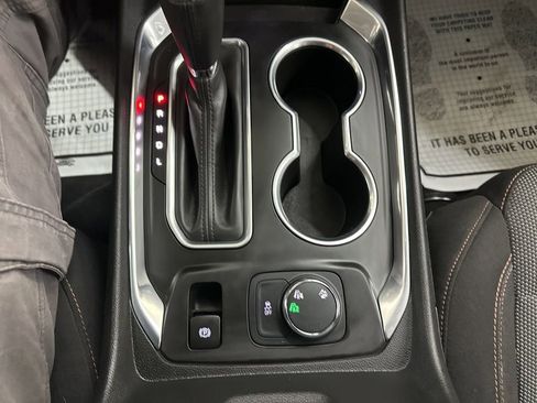 Used 2019 Chevrolet Traverse LT image 52