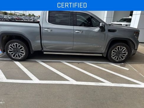 Used 2026 GMC Sierra 1500 Denali Ultimate AWD/4WD image 4