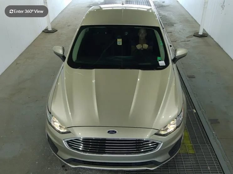 Used 2019 Ford Fusion SE FWD image 3