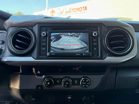 Used 2017 Toyota Tacoma SR5 image 24