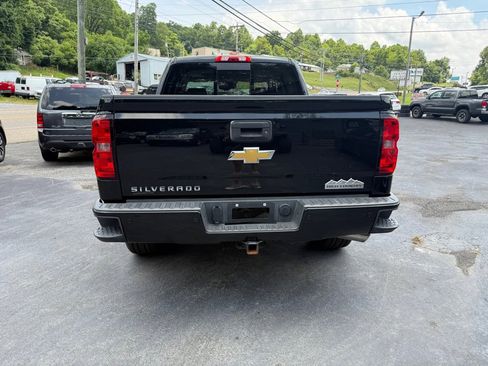 Used 2015 Chevrolet Silverado 1500 High Country w/ High Country Premium Package image 17