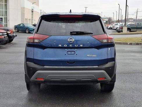 Used 2022 Nissan Rogue SV image 5