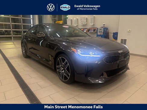 Used 2023 Kia Stinger GT2 image 1