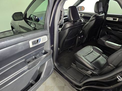 Used 2020 Ford Explorer ST w/ ST Street Pack AWD/4WD image 17