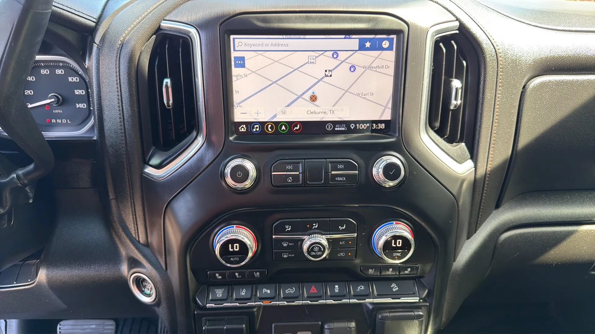 Used 2020 GMC Sierra 2500 AT4 w/ AT4 Premium Package AWD/4WD image 24