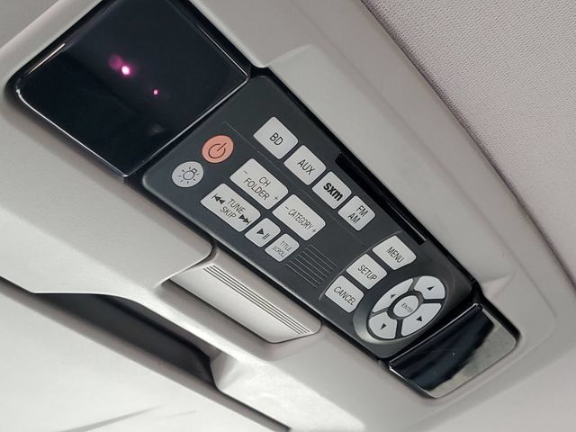 Used 2016 Honda Pilot Touring image 35