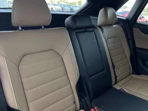 New 2026 Volkswagen Atlas Cross Sport SEL R-Line image 30