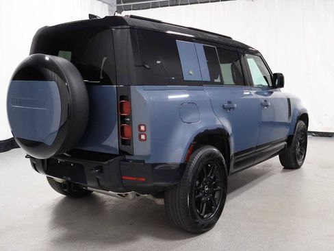 Used 2024 Land Rover Defender 110 X-Dynamic SE AWD/4WD image 9