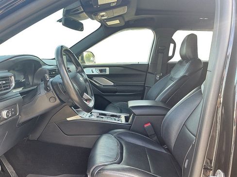 Used 2020 Ford Explorer ST w/ Premium Technology Package AWD/4WD image 9