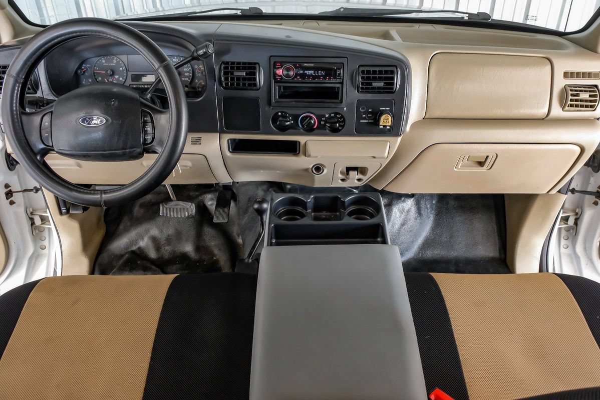 Used 2005 Ford F250 XL AWD/4WD image 13