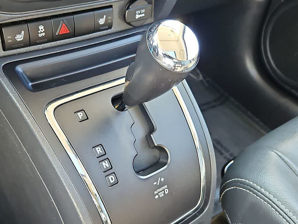 Used 2017 Jeep Patriot High Altitude FWD image 14