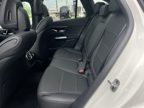Certified 2025 Mercedes-Benz GLC 350e 4MATIC image 32