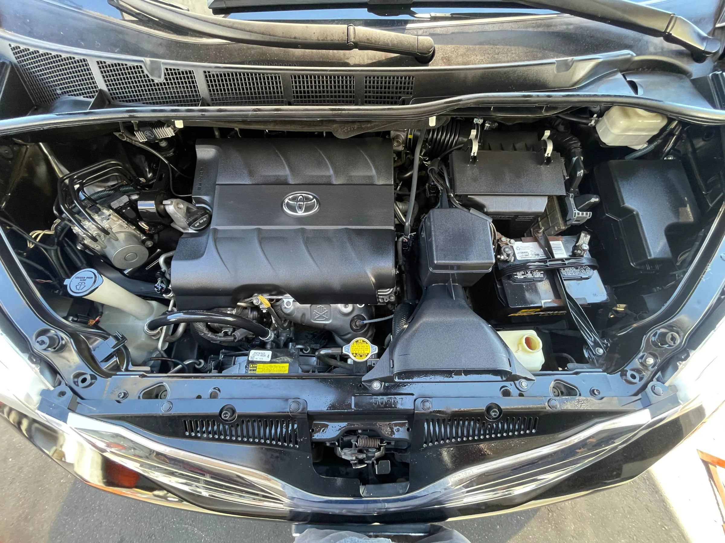 Used 2013 Toyota Sienna LE FWD image 23