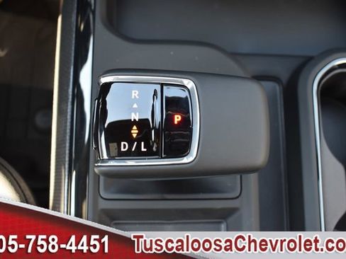 New 2026 Chevrolet Silverado 1500 ZR2 image 33