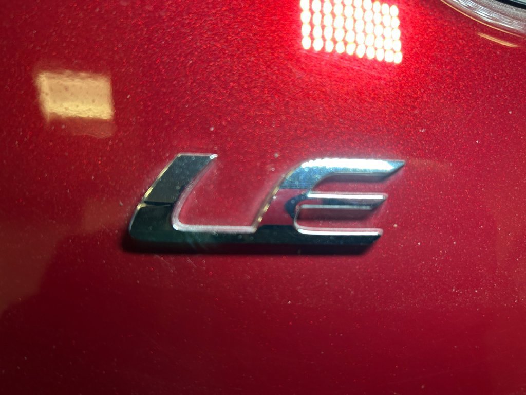 Used 2025 Toyota Corolla LE FWD image 20