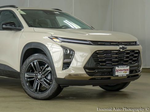 New 2026 Chevrolet Trax ACTIV w/ Driver Confidence Package image 3