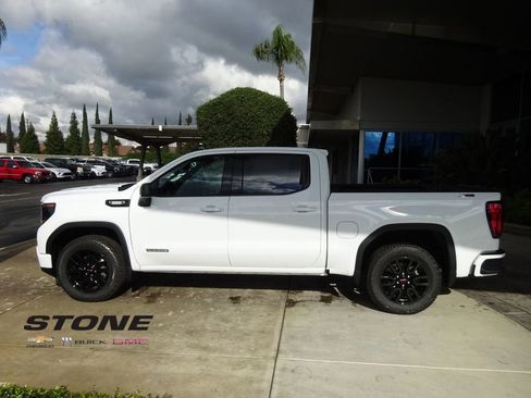 New 2026 GMC Sierra 1500 Elevation image 5