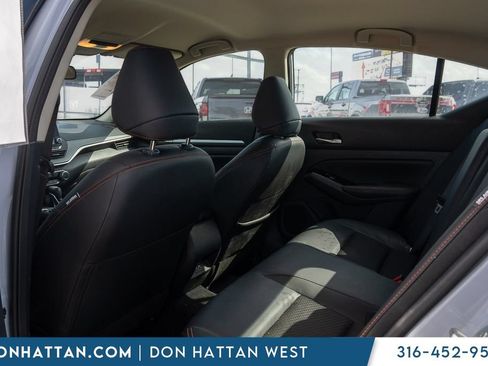 Used 2023 Jeep Compass Limited AWD/4WD image 19
