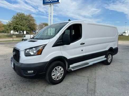 Used 2023 Ford Transit 250 XL image 6