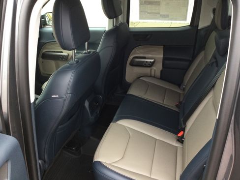 New 2025 Ford Maverick Lariat w/ 4K Tow Package image 8