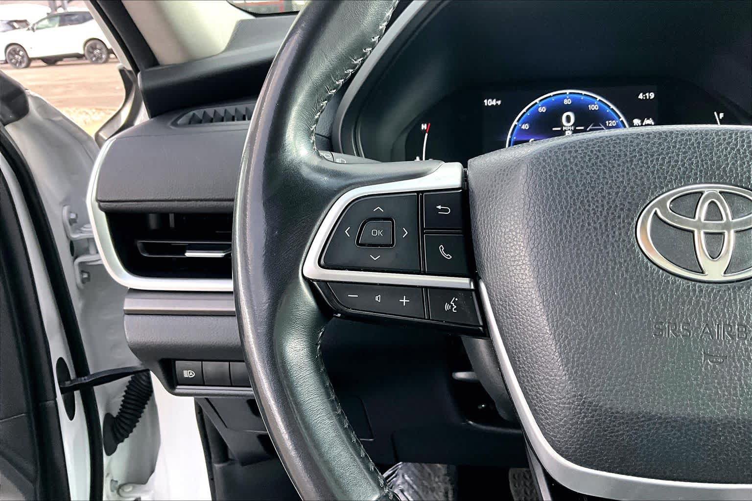 Used 2024 Toyota Grand Highlander AWD image 23