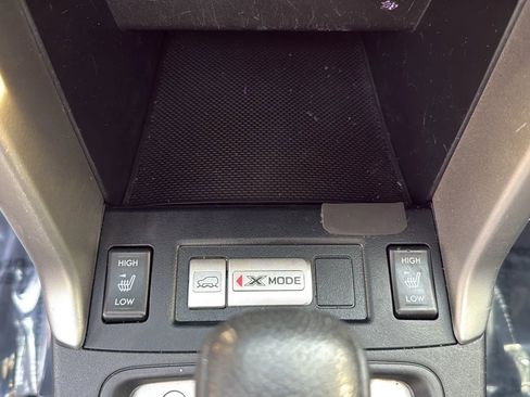 Used 2015 Subaru Forester 2.5i Limited AWD/4WD image 30