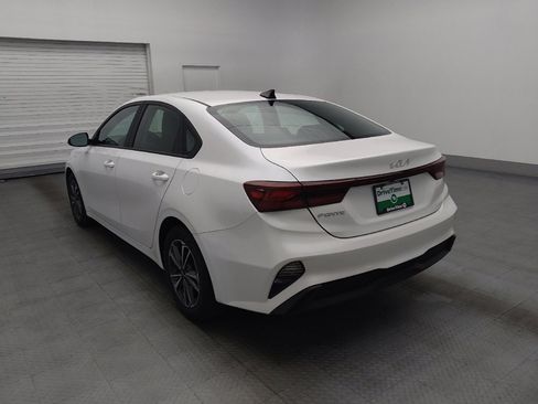 Used 2024 Kia Forte LXS FWD image 5