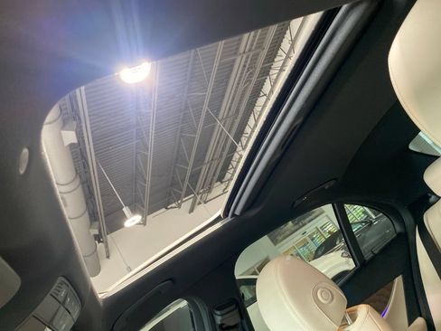 Certified 2022 Mercedes-Benz E 350 Sedan image 5