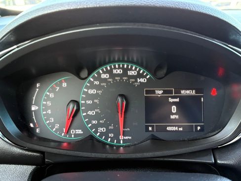 Used 2022 Chevrolet Trax LS w/ Tint and Cruise Package image 15