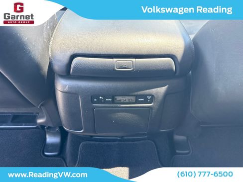 Used 2023 Nissan Armada SL w/ Captain's Chairs Package AWD/4WD image 40