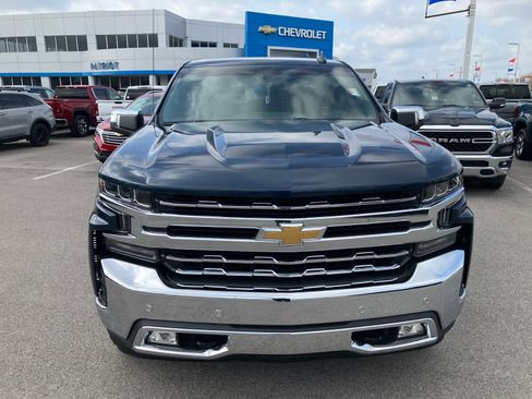 Used 2020 Chevrolet Silverado 1500 LTZ w/ LTZ Plus Package image 2