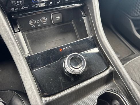 Used 2024 Jeep Grand Cherokee Altitude AWD/4WD image 21