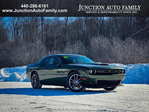 Used 2021 Dodge Challenger GT image 1