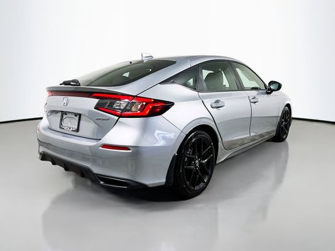 Used 2025 Honda Civic Sport image 4