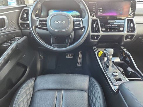 Used 2023 Kia Sorento SX image 10