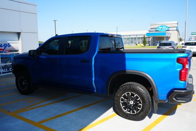 Used 2023 Chevrolet Silverado 1500 ZR2 w/ Technology Package AWD/4WD image 36
