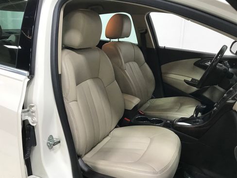 Used 2014 Buick Verano Leather FWD image 7