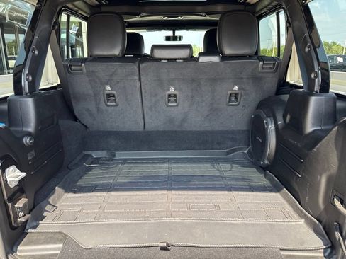 Used 2021 Jeep Wrangler Unlimited Rubicon 4xe w/ Steel Bumper Group AWD/4WD image 19