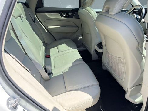Certified 2023 Volvo XC60 B5 Ultimate AWD/4WD image 29