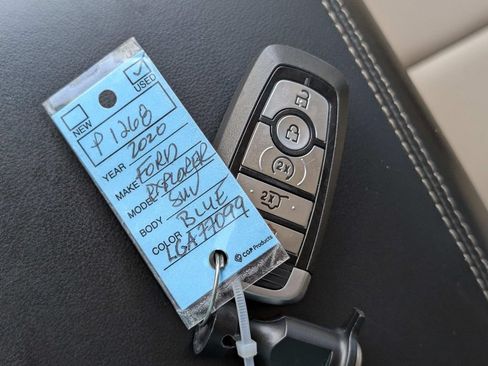 Used 2020 Ford Explorer XLT w/ Equipment Group 202A RWD image 28