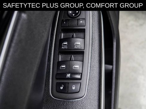 Used 2023 Chrysler 300 S w/ Comfort Group RWD image 37