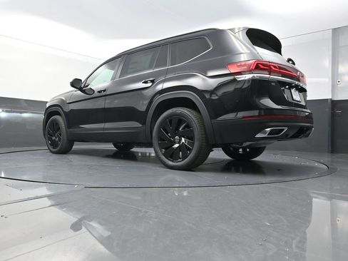 New 2026 Volkswagen Atlas SE AWD/4WD image 25